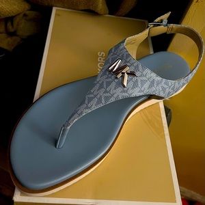 Michael Kors Jelly Flat Sandal